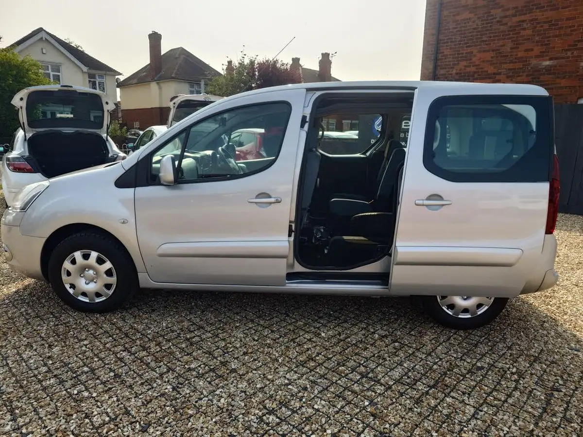 2014-citroen-berlingo-16td-multispace-vtr-90ps-big-3