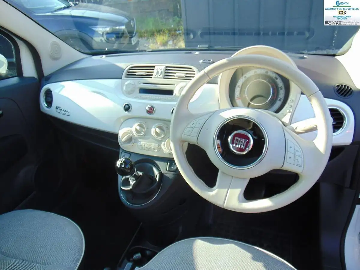 2015-fiat-500-12-lounge-ss-big-14