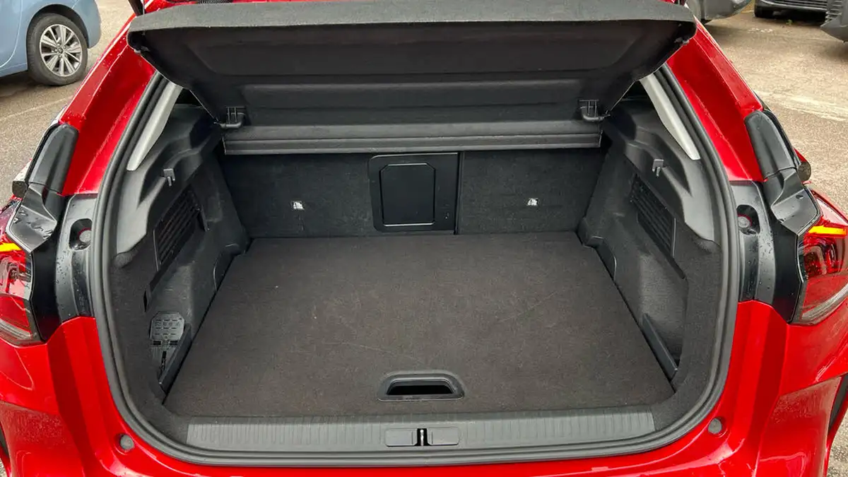 2024-citroen-c4-12-puretech-max-130ps-ss-eat8-big-18