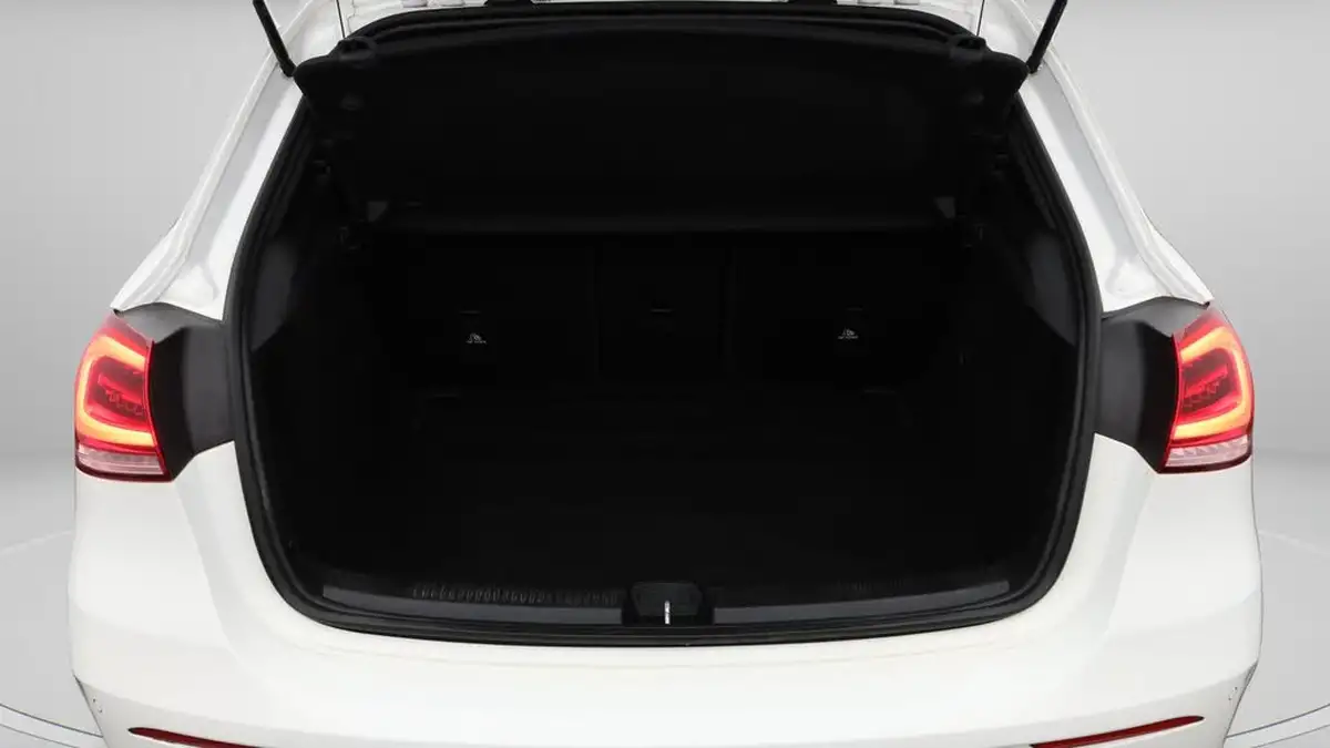 2019-mercedes-benz-a-class-13-a180-amg-line-executive-hatchback-5d-7g-dct-big-26