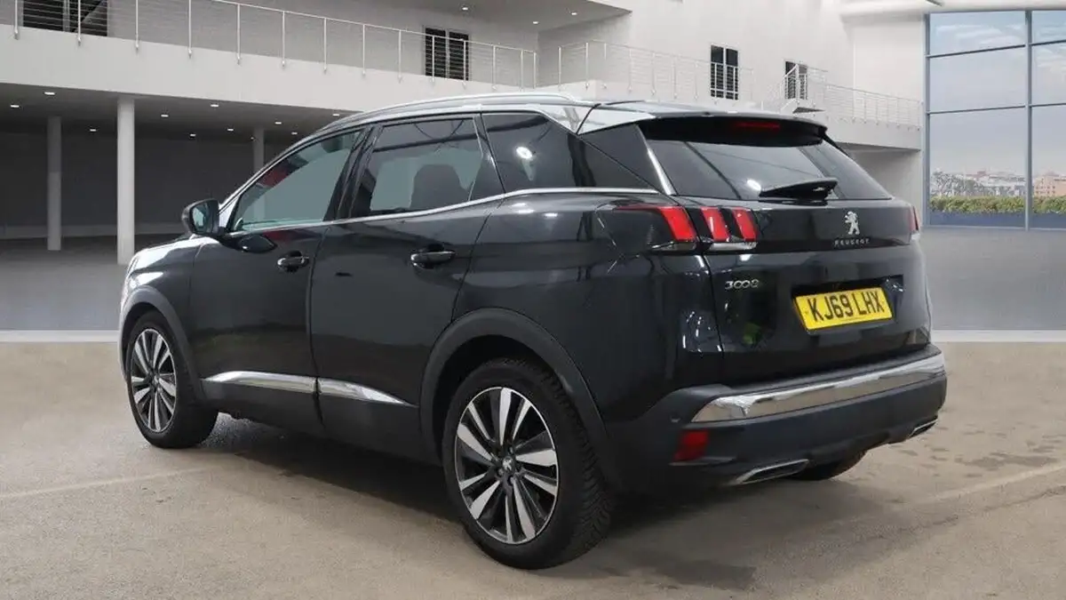 2020-peugeot-3008-suv-15-bluehdi-gt-line-premium-eat8-big-6