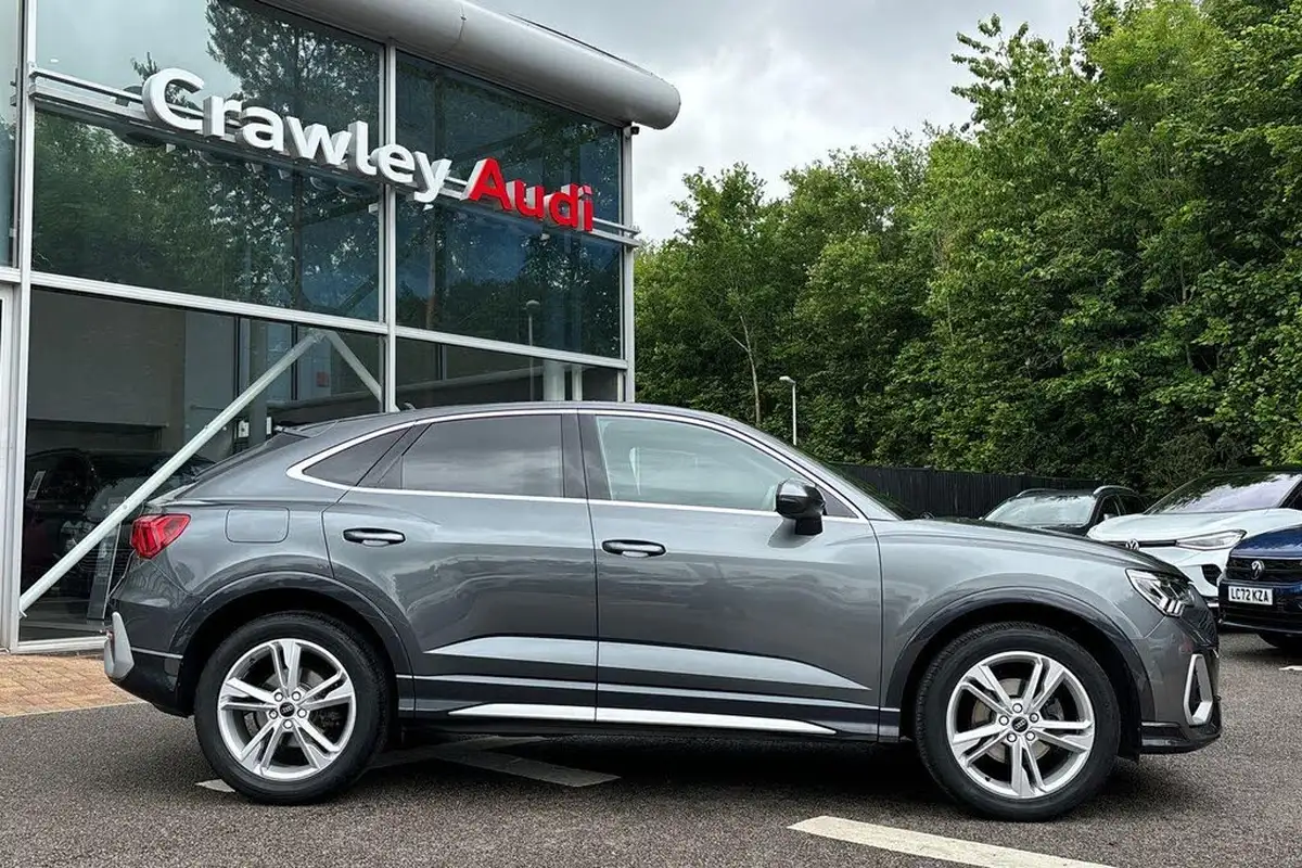 2023-audi-q3-15-35-tfsi-s-line-cod-sportback-tronic-big-1