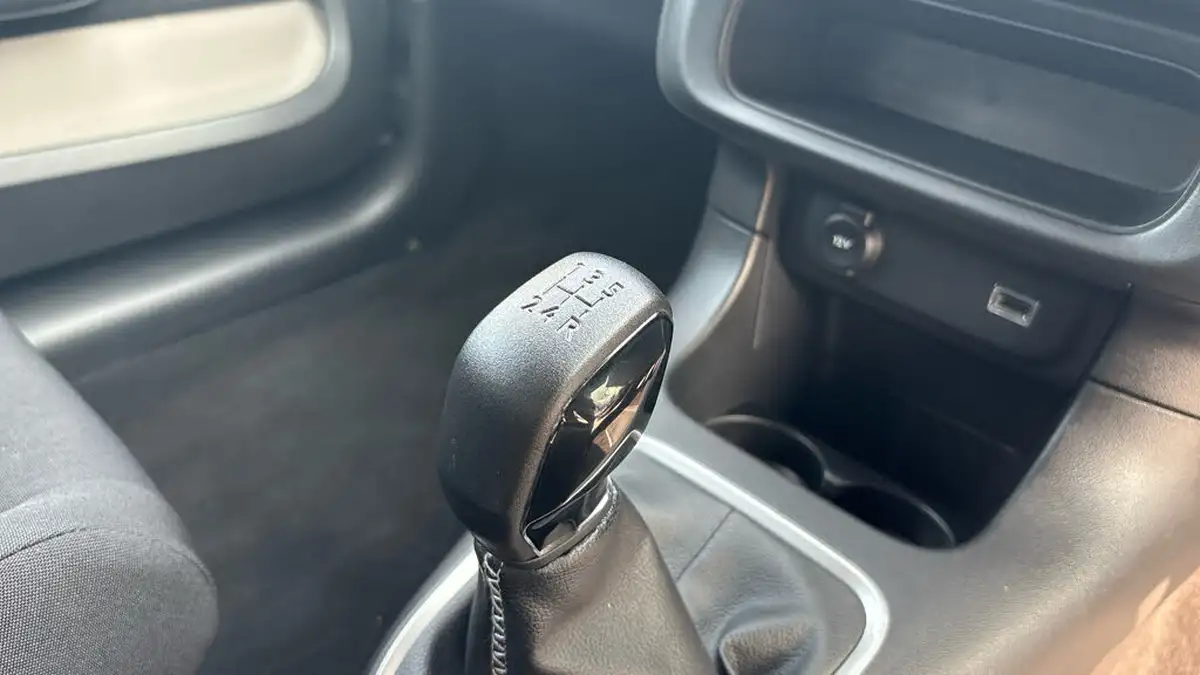 2019-citroen-c3-12-puretech-flair-82ps-ss-big-19