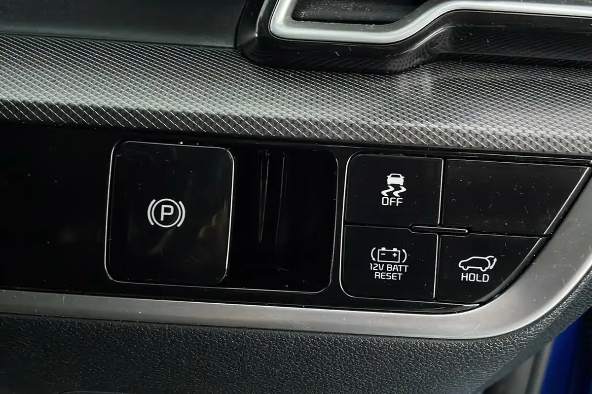 2023-kia-sportage-16-t-gdi-gt-line-226bhp-hev-auto-big-21