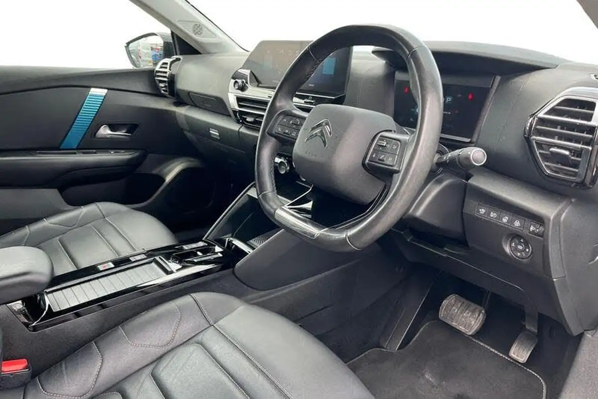 2022-citroen-c4-e-shine-plus-big-8