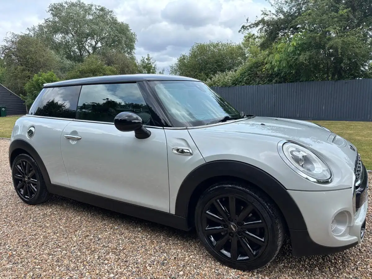 2017-mini-cooper-20-cooper-s-chili-ss-hatchback-3d-big-4