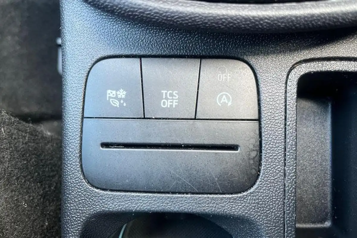 2020-ford-fiesta-10t-st-line-edition-155ps-hybrid-mhev-5d-big-32