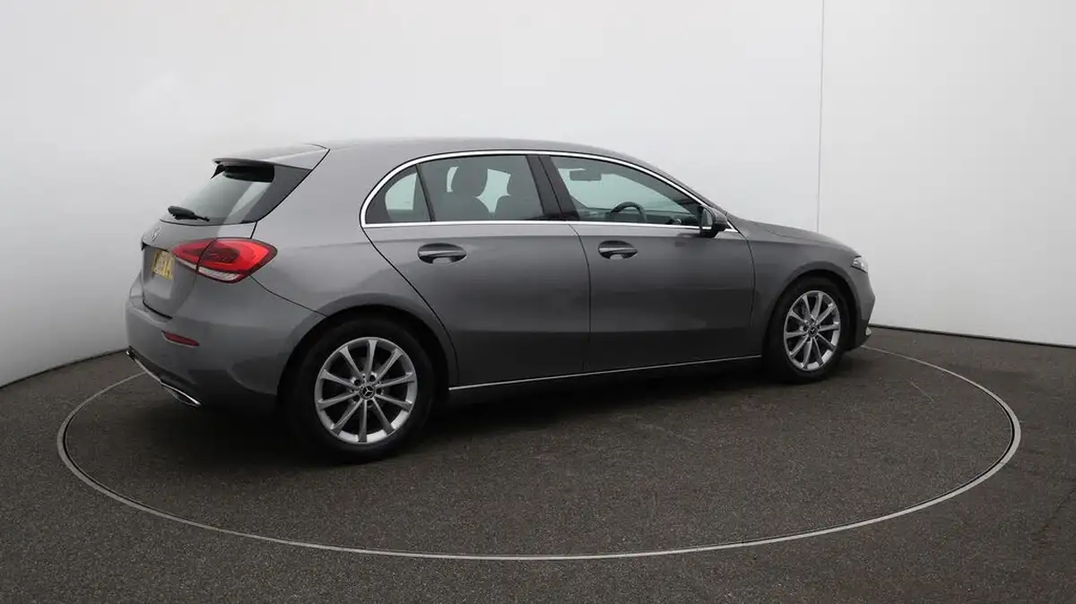2019-mercedes-benz-a-class-15d-a180d-sport-hatchback-5d-7g-dct-big-43