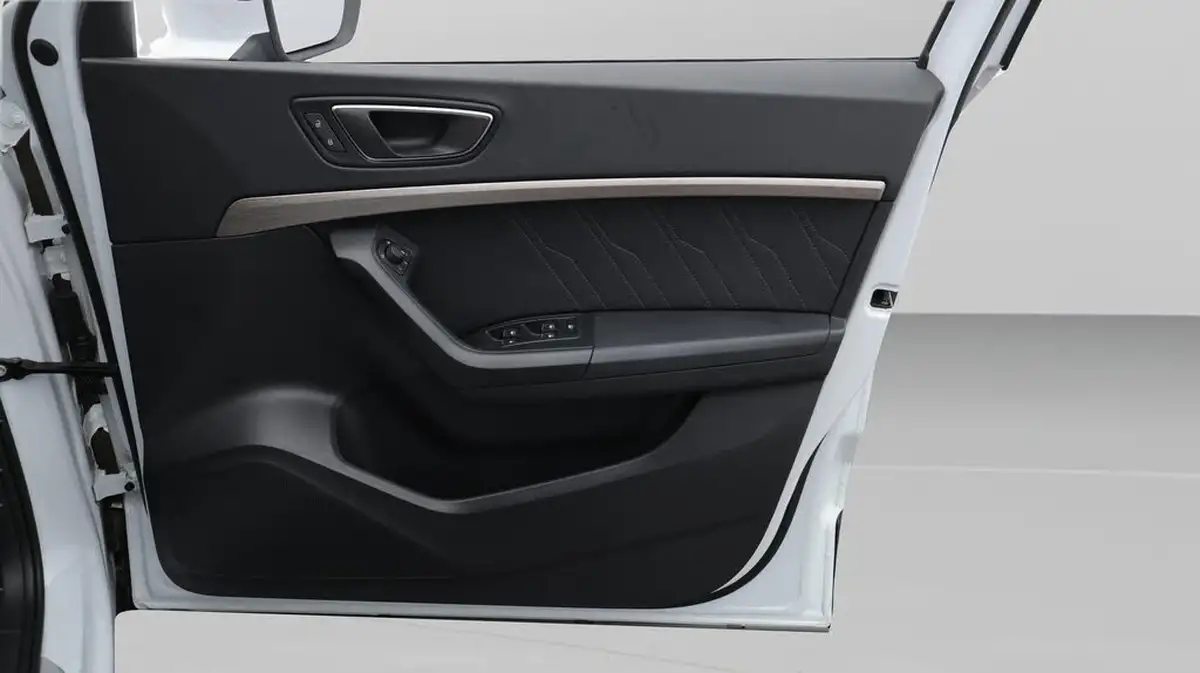 2022-seat-ateca-15-tsi-evo-xperience-lux-dsg-big-15