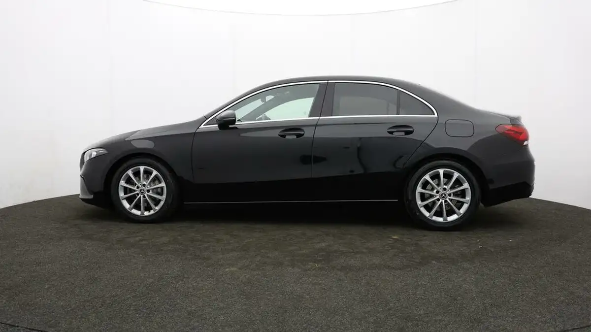 2020-mercedes-benz-a-class-13-a200-sport-saloon-4d-7g-dct-big-70