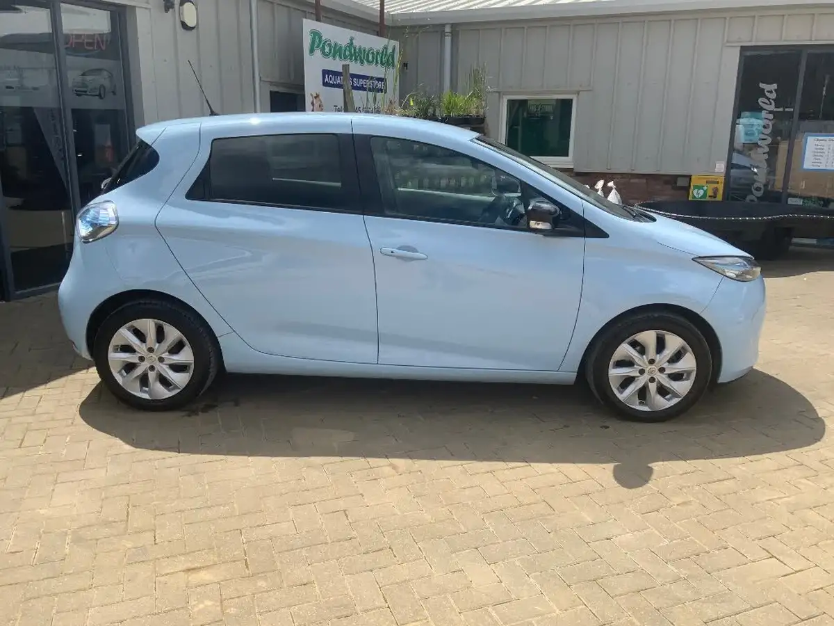 2016-renault-zoe-e-dynamique-nav-88bhp-big-1