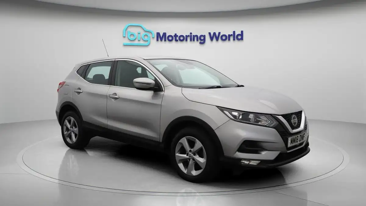 2018-nissan-qashqai-12-dig-t-acenta-big-1