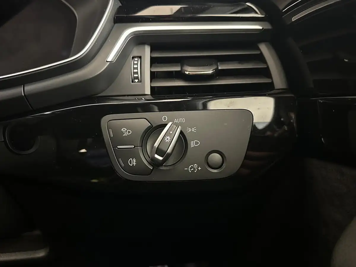 2020-audi-a4-20-35-tdi-black-edition-big-24
