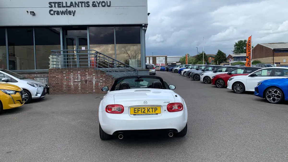 2012-mazda-mx-5-20-venture-edition-big-8
