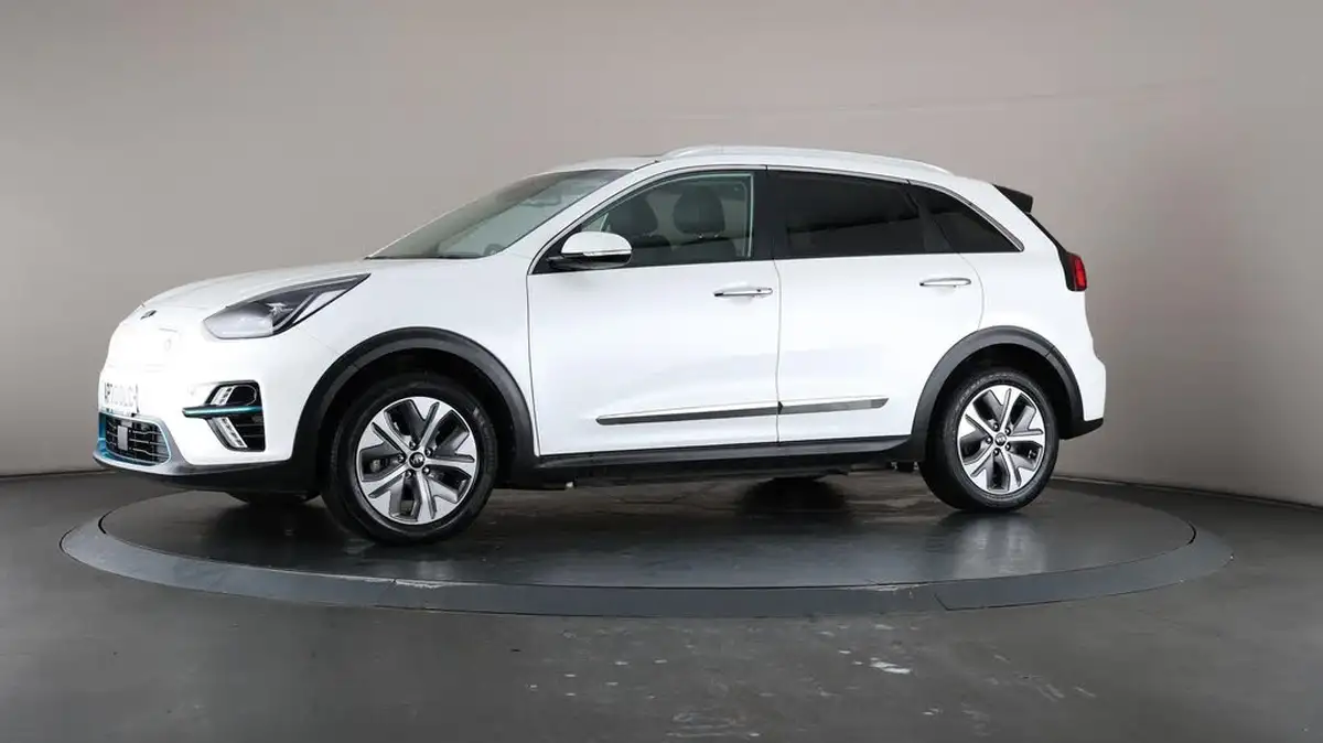 2020-kia-e-niro-ev-4-big-40