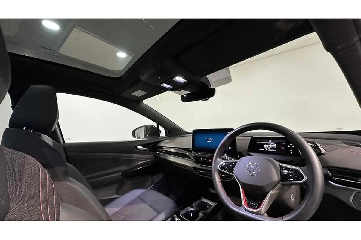 2023-volkswagen-id4-e-gtx-299ps-big-30