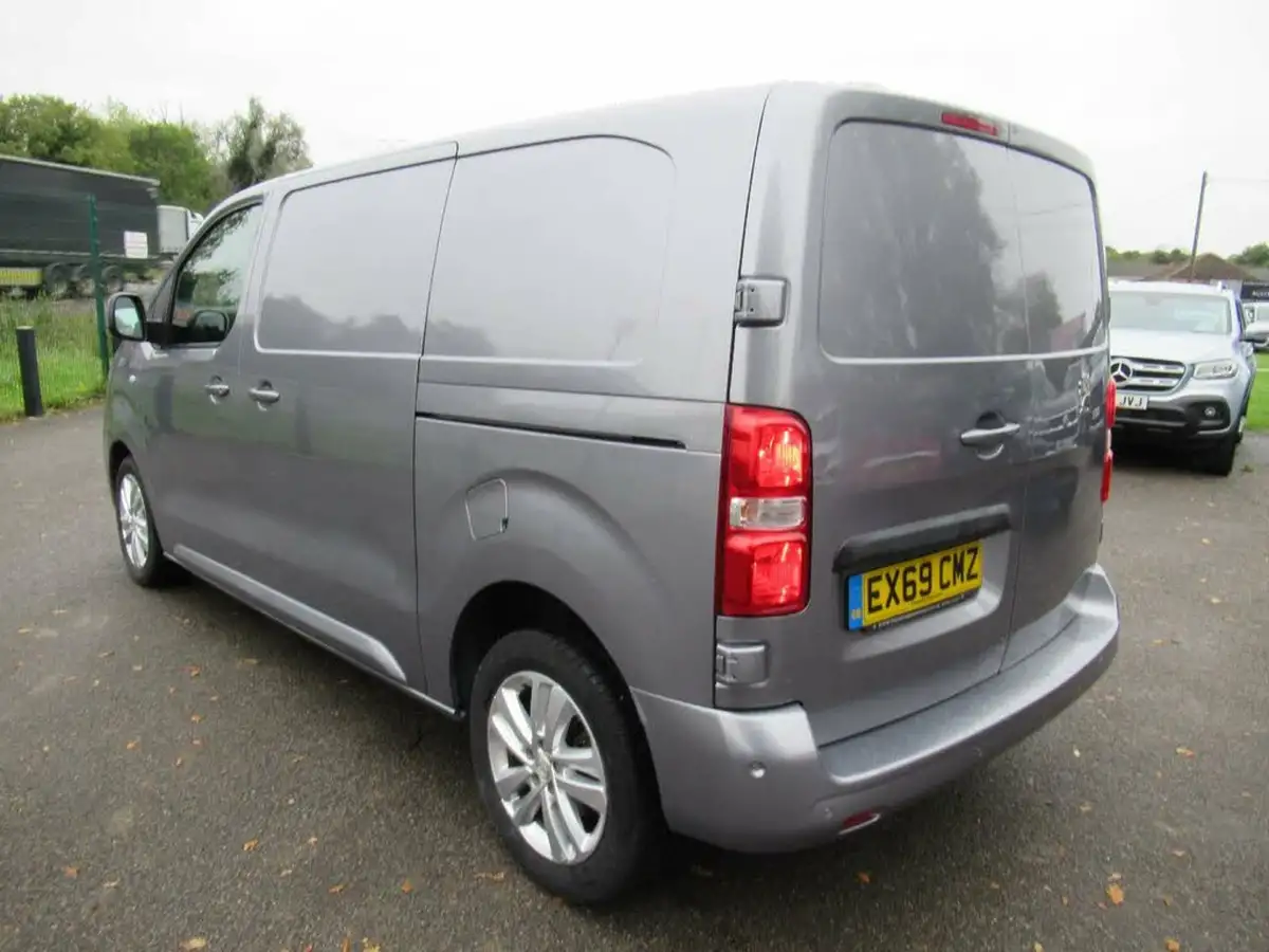 2019-peugeot-expert-20-bluehdi-asphalt-standard-1400-120-eu6dt-panel-big-6