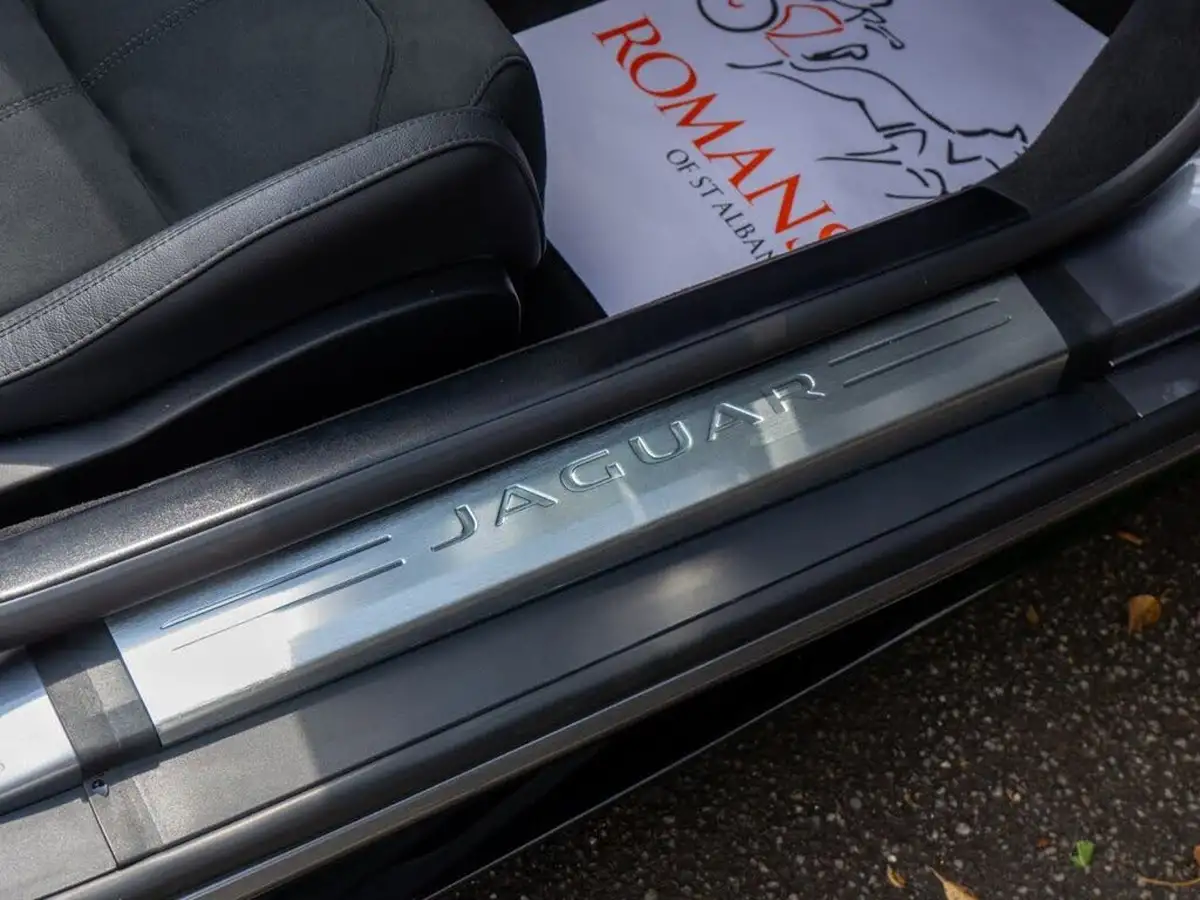 2024-jaguar-f-type-20-p300-r-dynamic-convertible-big-49