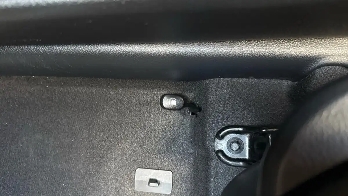 2017-kia-picanto-125-3-big-32