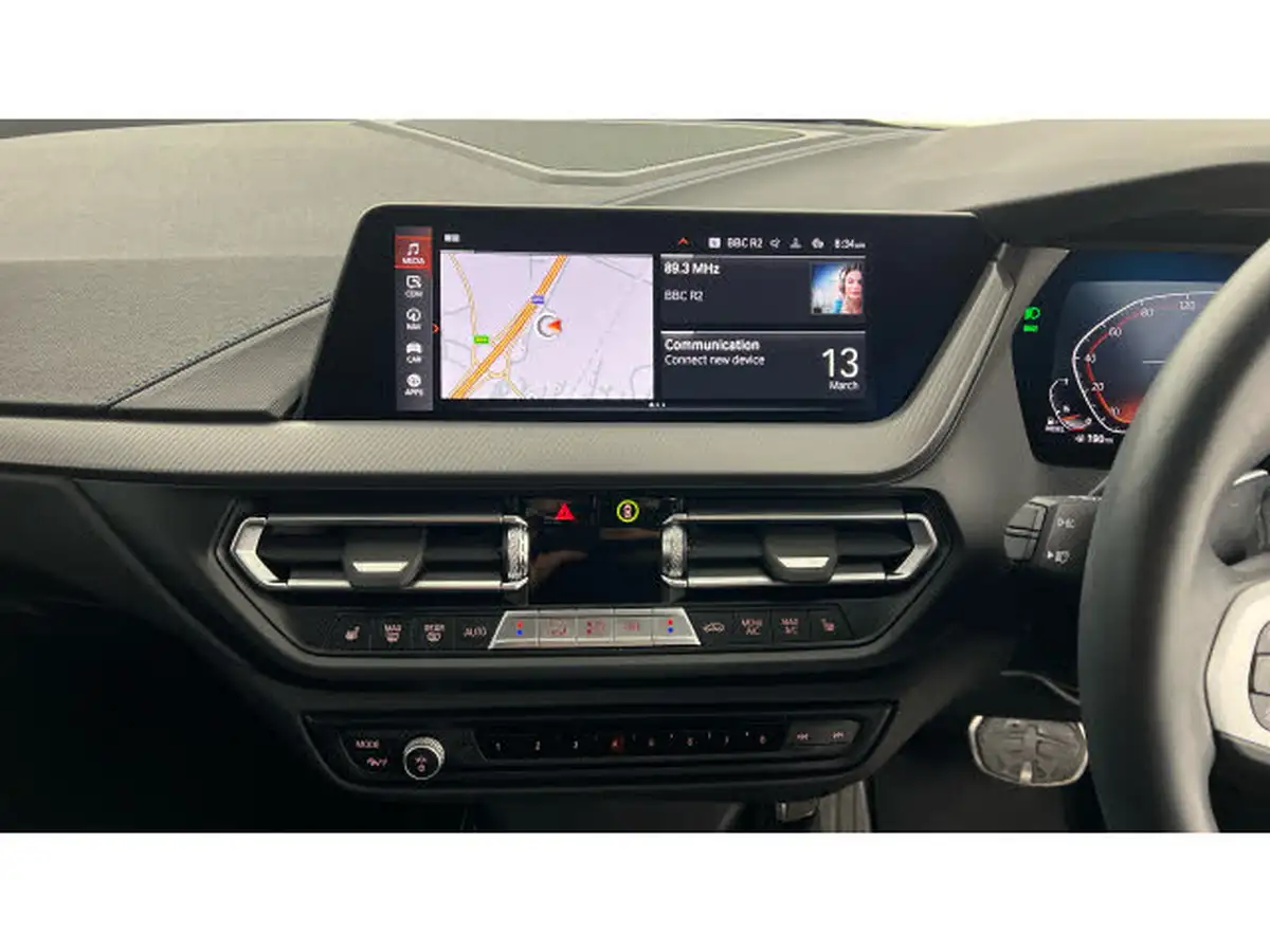2024-bmw-1-series-20td-120d-m-sport-lcp-big-7