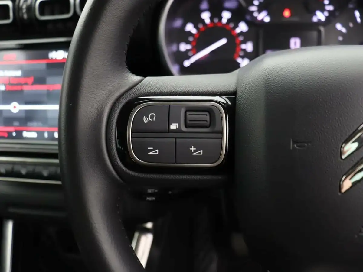 2022-citroen-c3-aircross-12-puretech-shine-plus-110ps-big-26