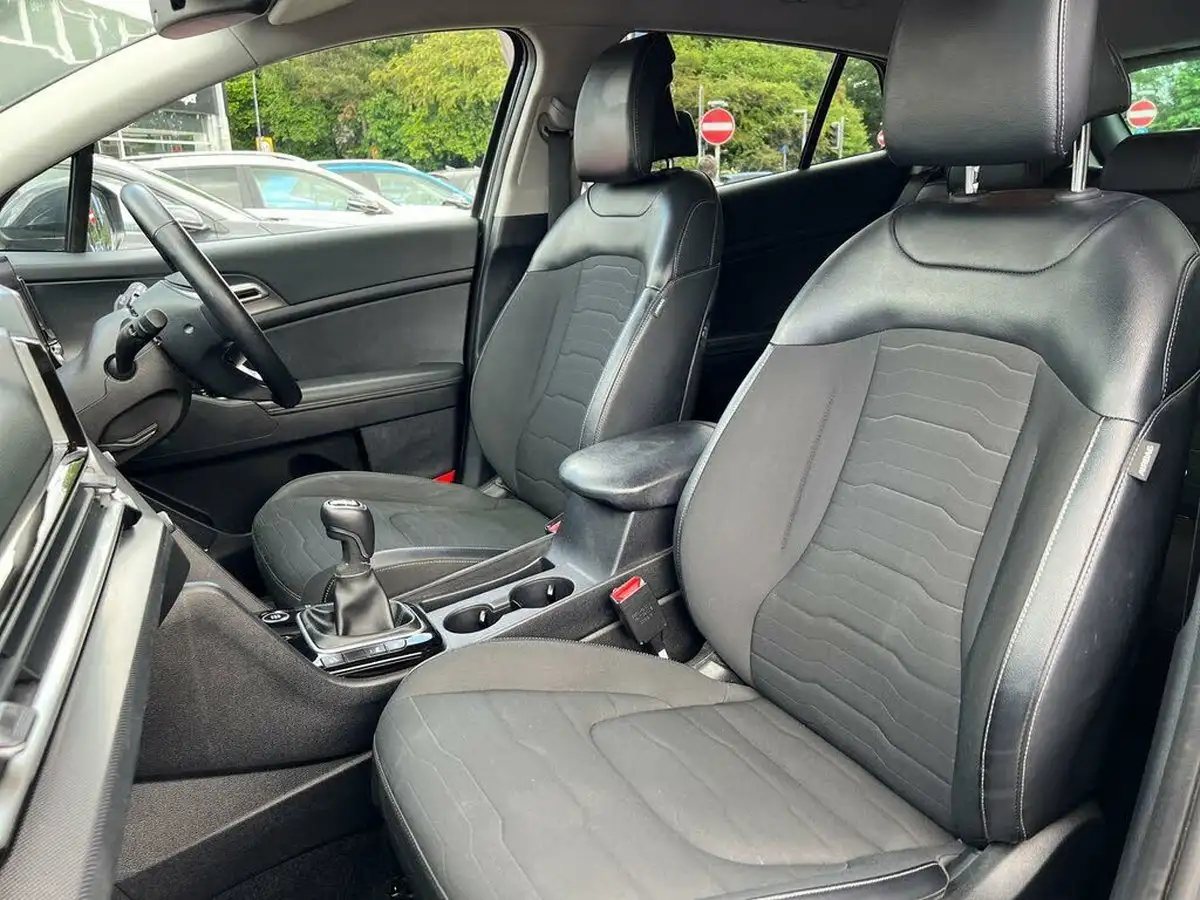 2023-kia-sportage-16-t-gdi-3-148bhp-big-26