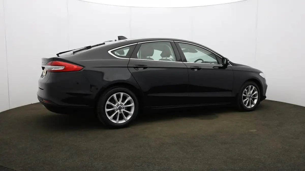 2021-ford-mondeo-20tdci-zetec-edition-hatchback-auto-big-57