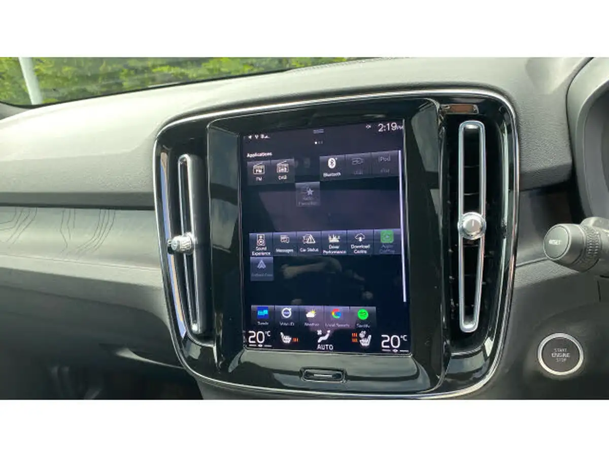 2023-volvo-xc40-15-t5-ultimate-bright-big-35