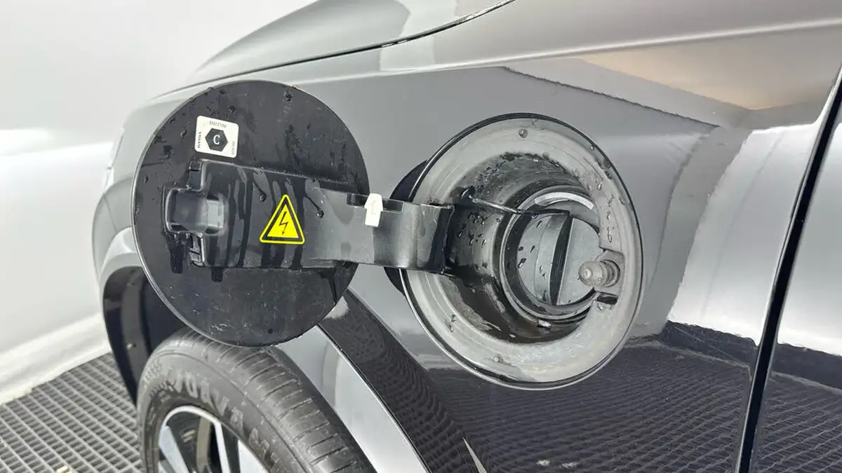 2020-volvo-xc90-20-t8-r-design-plug-in-hybrid-big-33