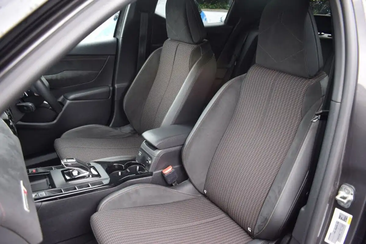 2021-ds-ds-3-crossback-12-puretech-performance-line-130ps-big-13