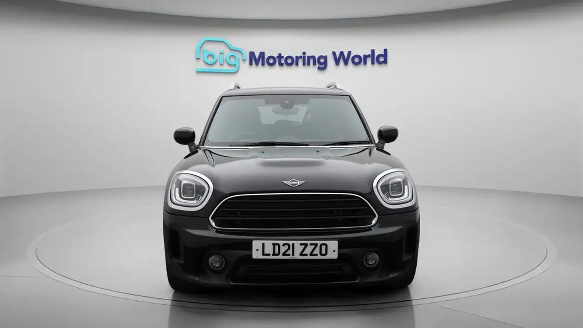 2021-mini-countryman-15-cooper-exclusive-auto-big-2