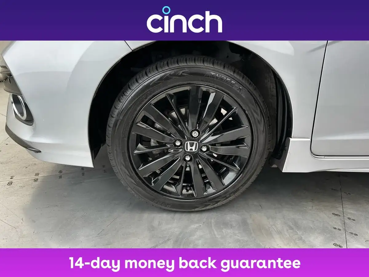2019-honda-jazz-15-i-vtec-sport-navi-cvt-big-16