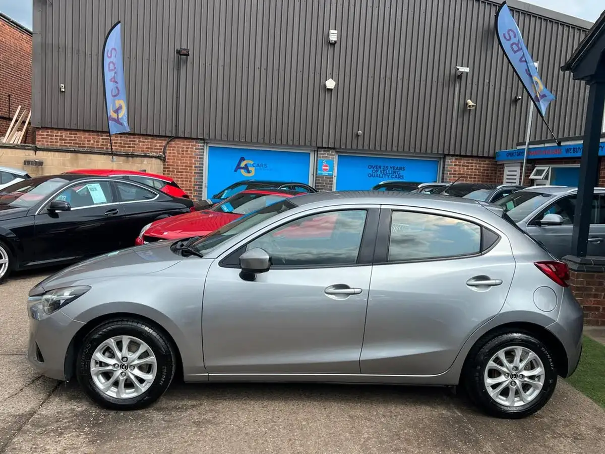 2016-mazda-mazda2-15-se-l-nav-big-43