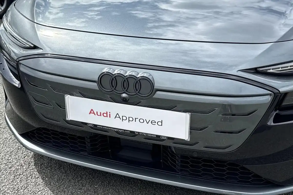 2025-audi-s6-e-tron-e-launch-edition-big-44
