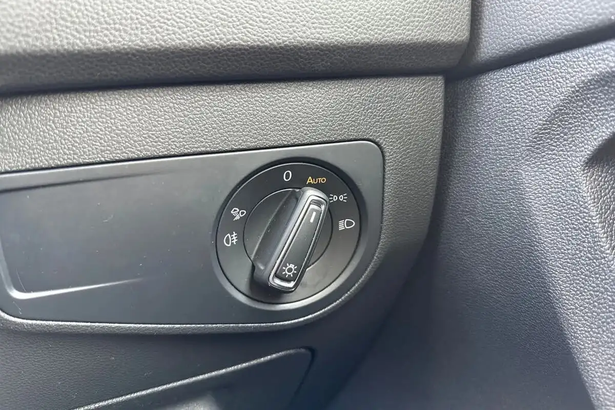 2021-volkswagen-tiguan-15-tsi-r-line-big-43
