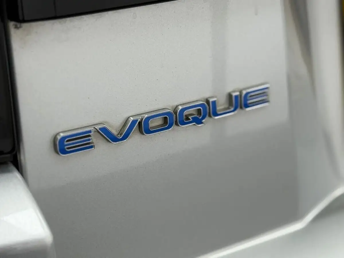 2017-land-rover-range-rover-evoque-20ed4-se-tech-hatchback-5d-big-23