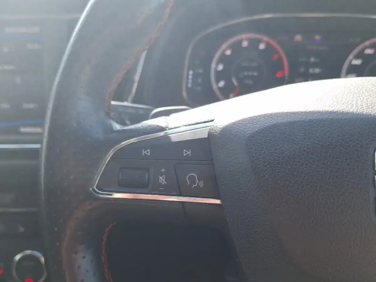 2019-seat-leon-15-tsi-evo-fr-sport-150ps-hatchback-dsg-big-13