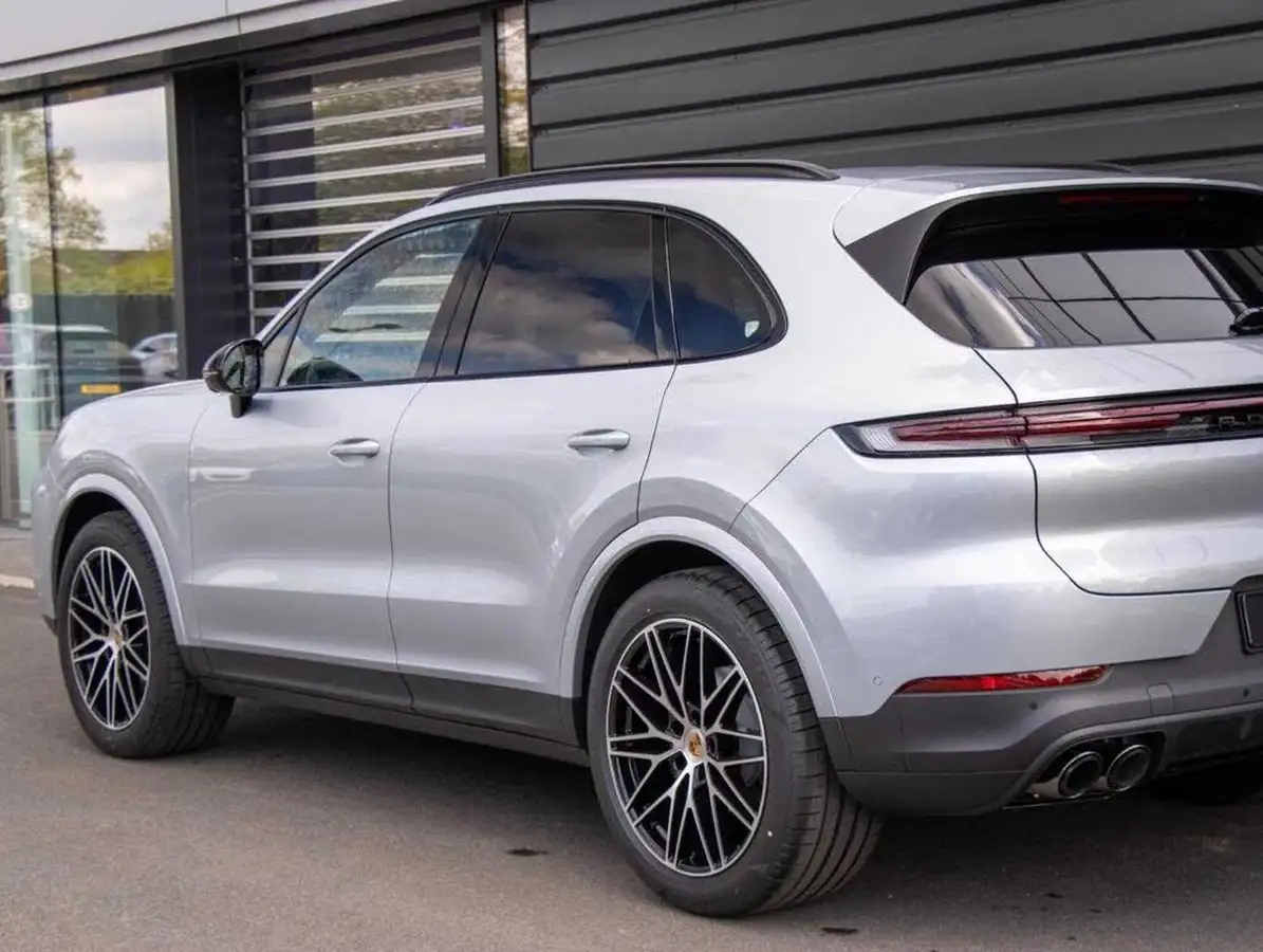 2025-porsche-cayenne-30-v6-353ps-station-wagon-big-21