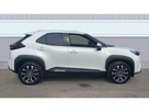 2021-toyota-yaris-15-vvt-i-design-panoramic-roof-small-4