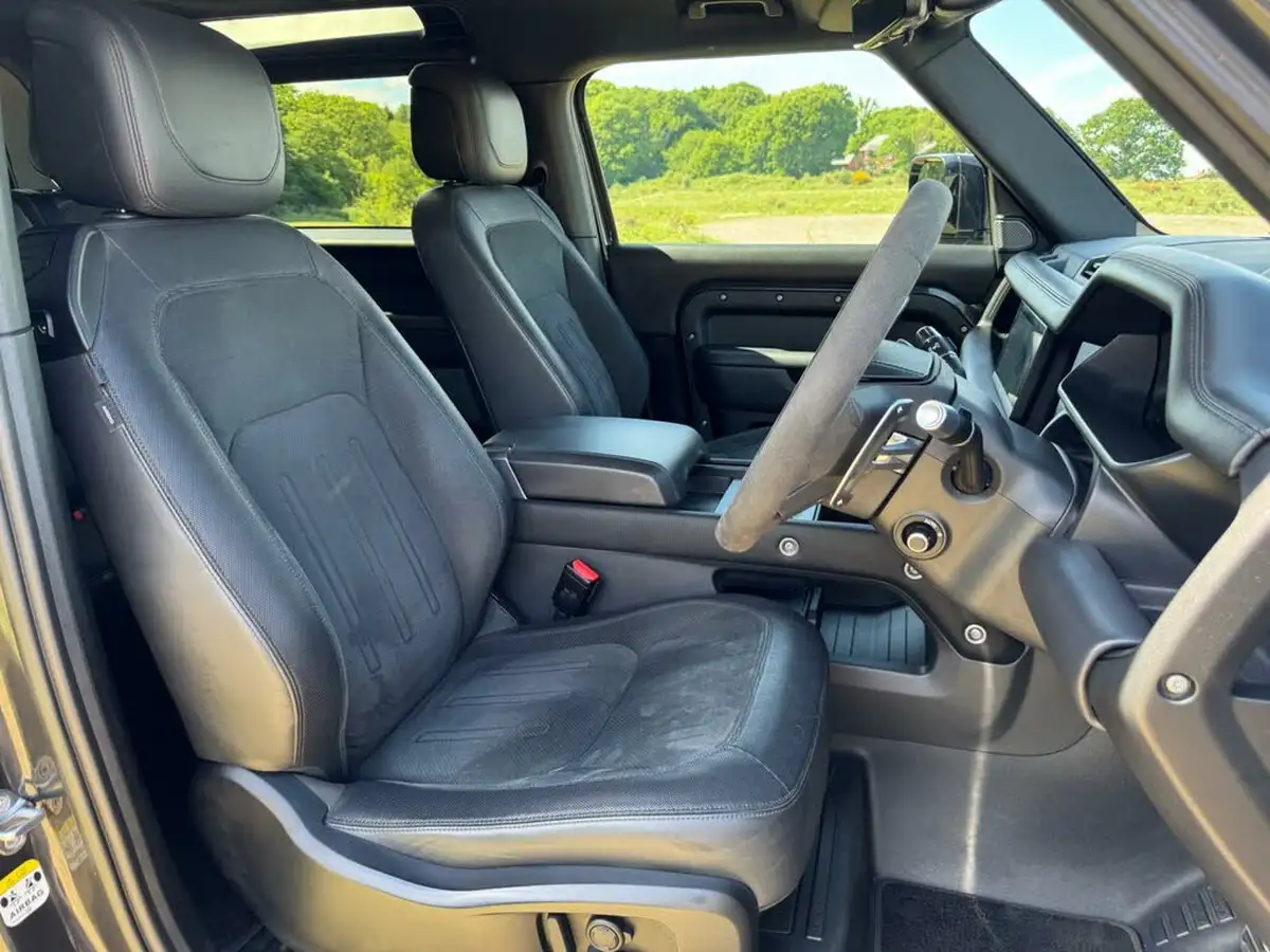 2022-land-rover-90-defender-50-p525-v8-carpathian-edition-big-19