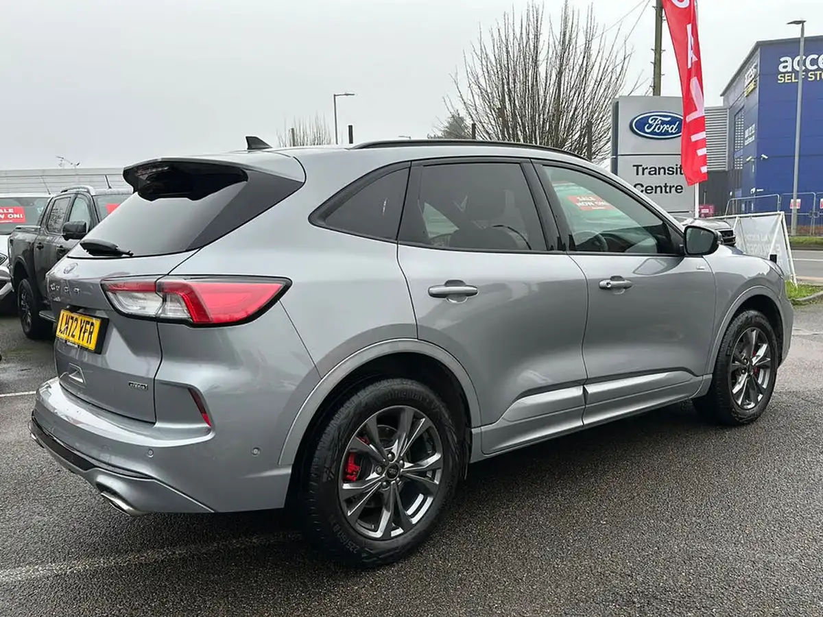 2022-ford-kuga-big-6