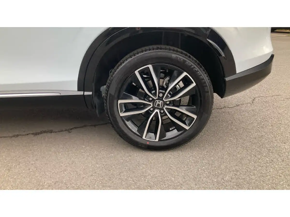 2025-honda-hr-v-15-i-mmd-advance-big-12