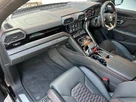 2022-lamborghini-urus-40-no-trim-small-12