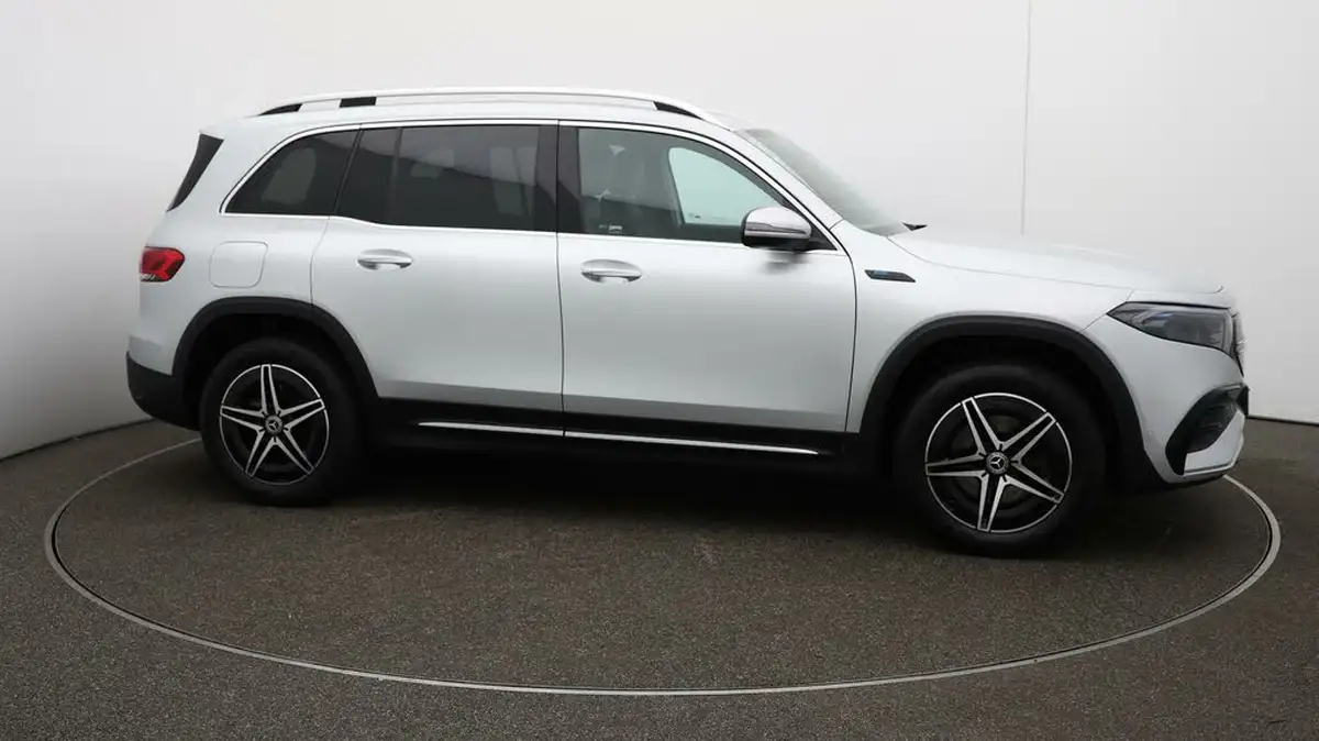 2022-mercedes-benz-eqb-e-eqb-350-amg-line-big-52