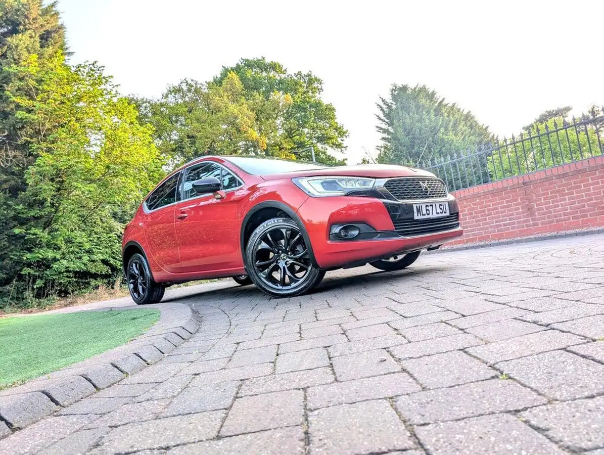2017-ds-ds-4-16bluehdi-crossback-big-5