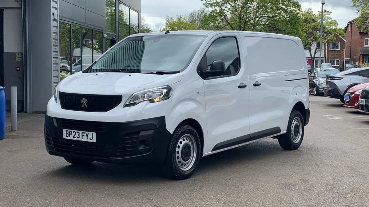 2023-peugeot-expert-15-bluehdi-professional-premium-standard-1000-big-6