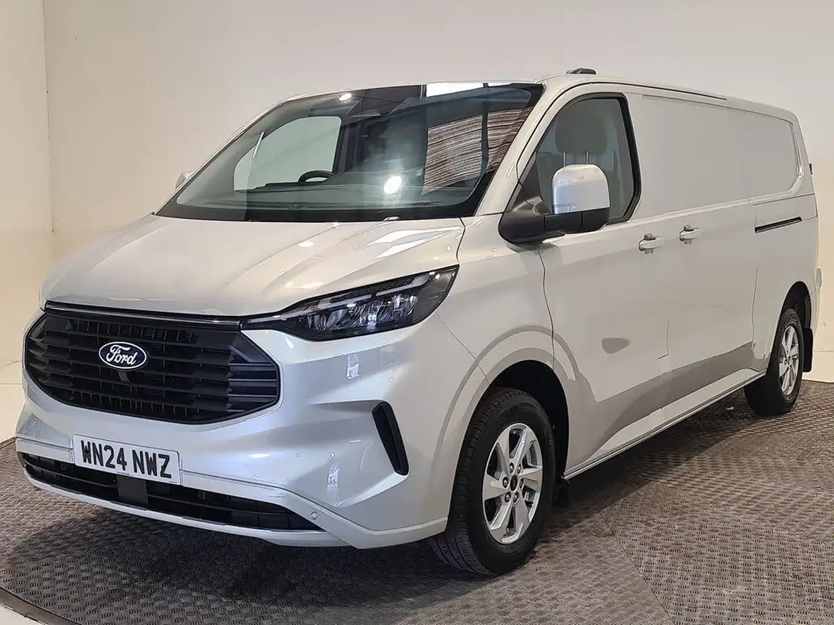 2024-ford-transit-custom-20tdci-300-l2h1-limited-150pseu6e-panel-van-1996cc-big-10