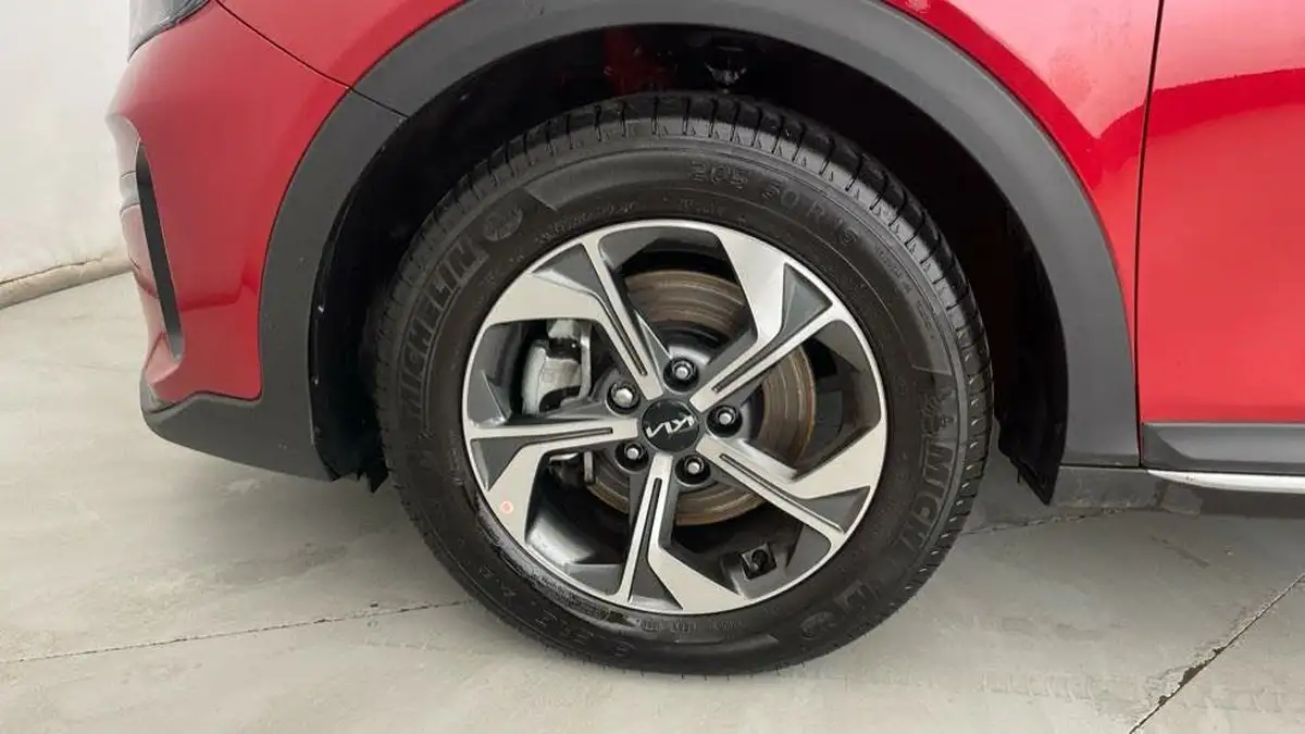 2024-kia-xceed-15-t-gdi-2-138bhp-big-14