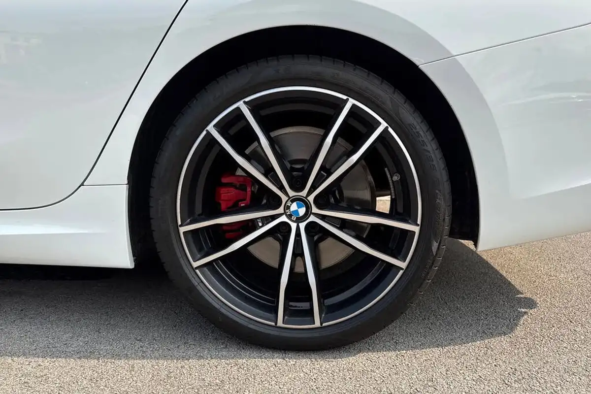 2022-bmw-3-series-20-320i-xdrive-m-sport-big-11