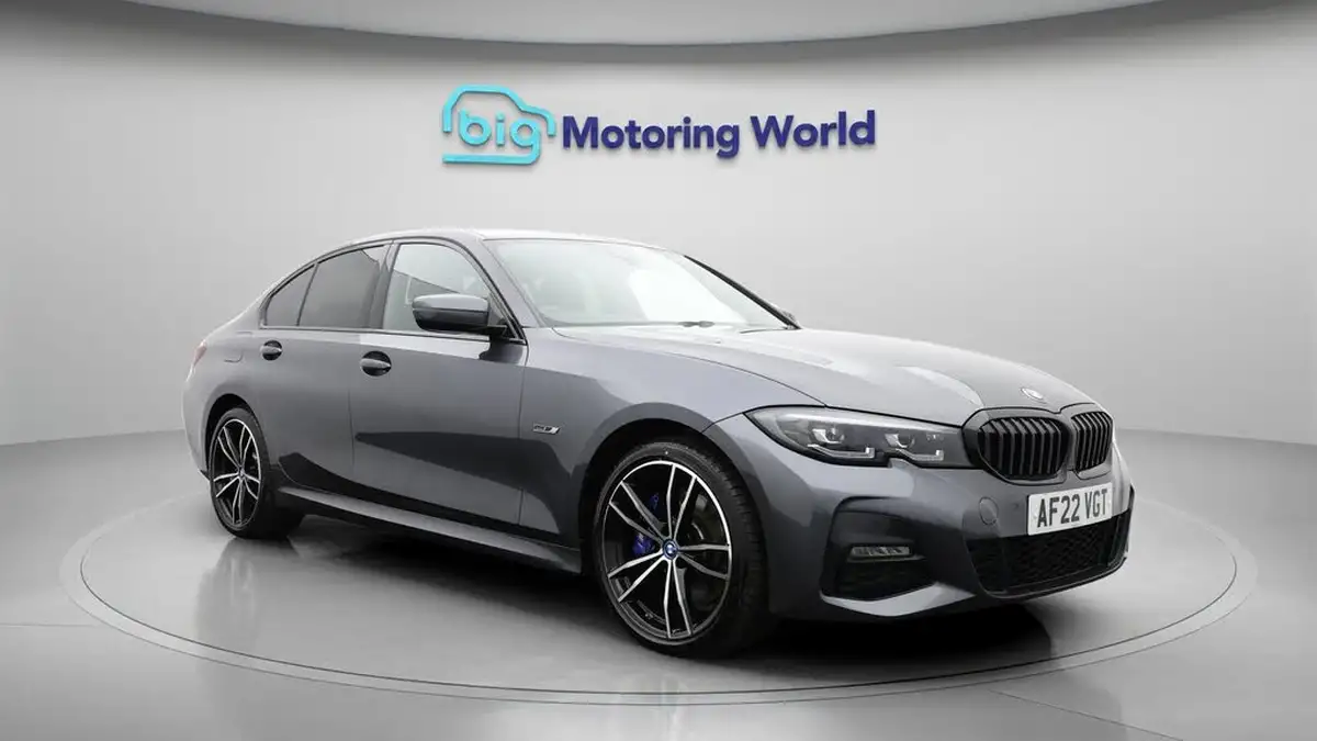 2022-bmw-3-series-20-330e-m-sport-pro-pack-saloon-4d-big-1